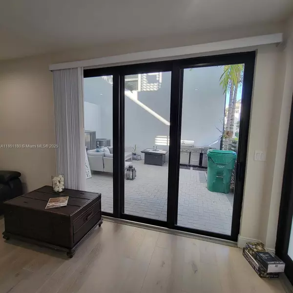 Doral, FL 33166,8263 NW 47th Ter #0