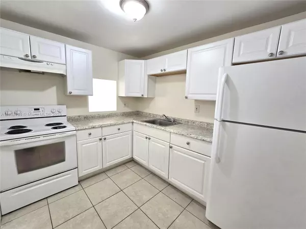 Deerfield Beach, FL 33064,4334 NW 9th Ave #9-1B