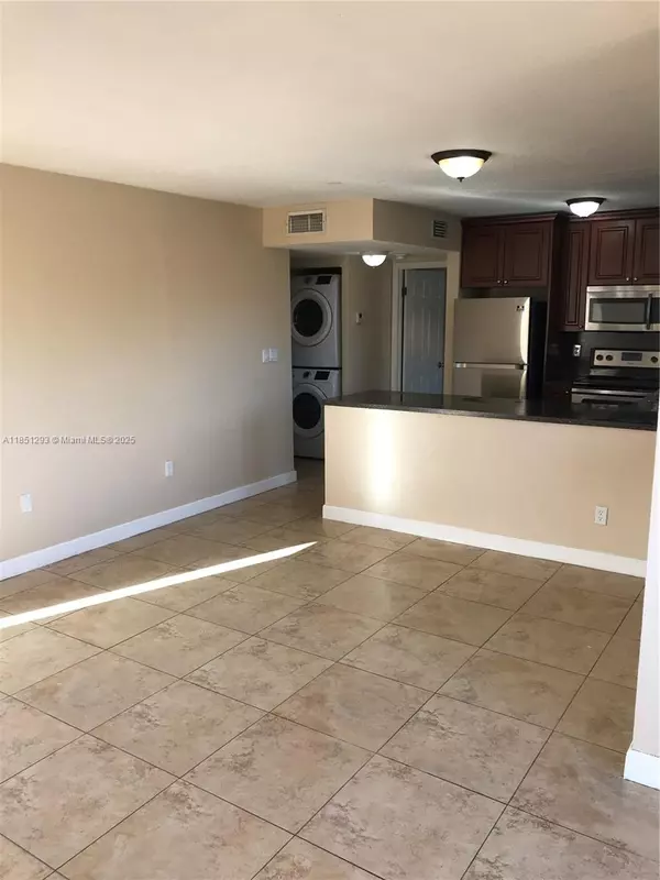 6206 SW 131st Pl #201, Miami, FL 33183