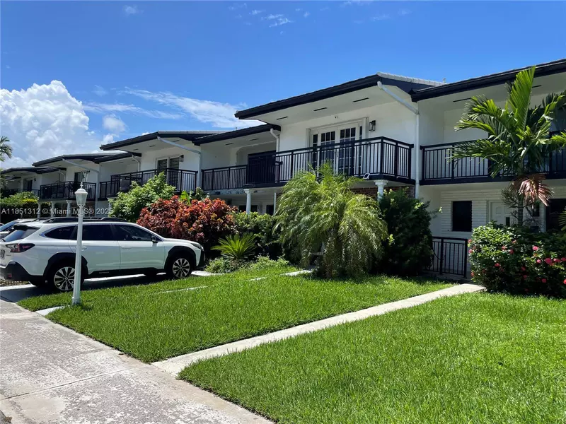 2213 NE 122nd St #2213, North Miami, FL 33181