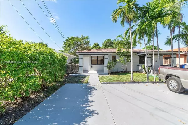 880 NW 31st Ave #882, Miami, FL 33125