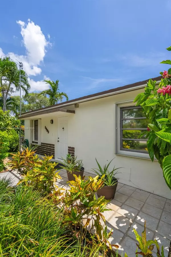 Miami, FL 33155,1903 SW 67th Ct