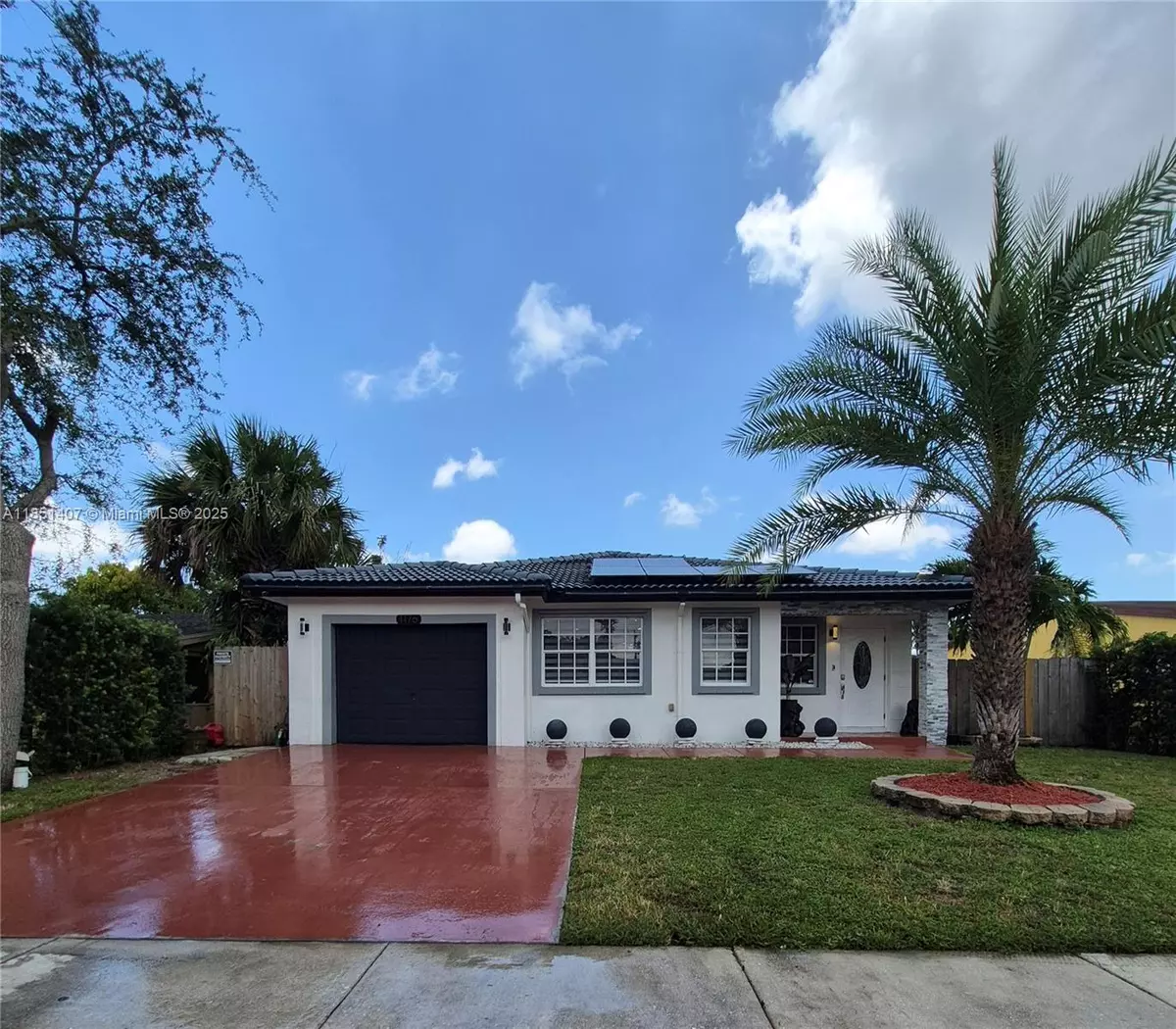 Fort Lauderdale, FL 33311,1176 NW 29th Way
