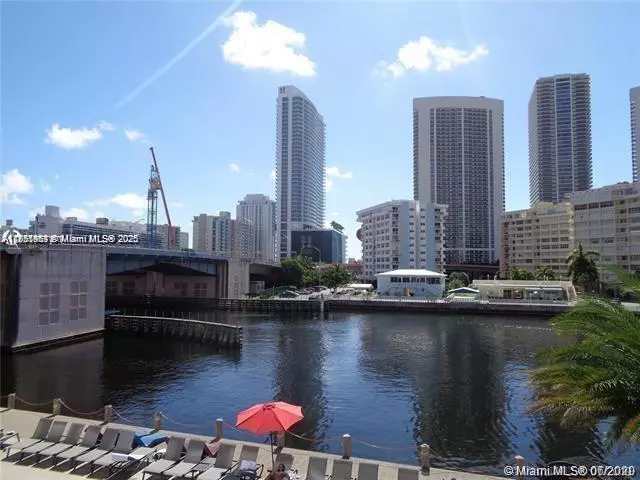 Hallandale Beach, FL 33009,2600 E Hallandale Beach Blvd #T301