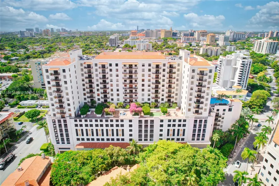 888 S Douglas Rd #302, Coral Gables, FL 33134
