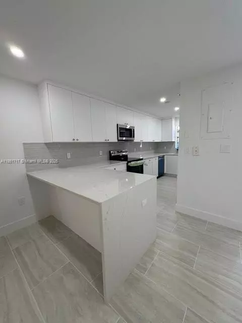 Miami, FL 33193,15430 SW 74th Cir Ct #501