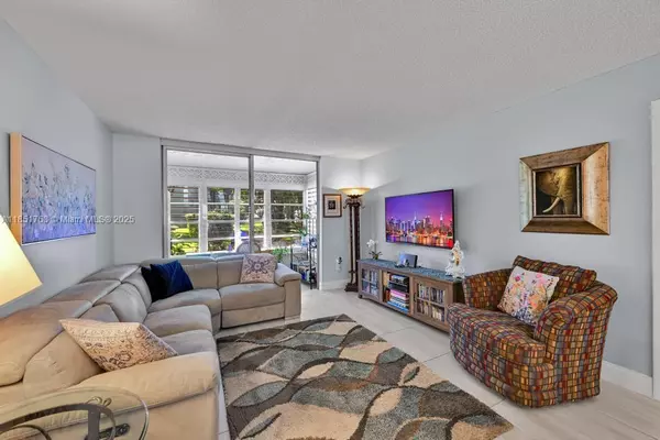 Tamarac, FL 33321,9300 Lime Bay Blvd #103