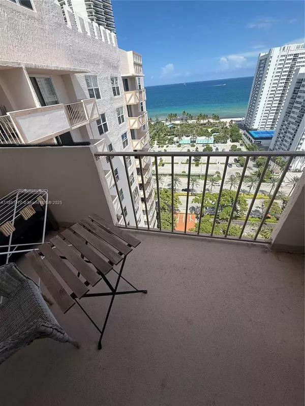 Hallandale Beach, FL 33009,1865 S Ocean Dr #20N