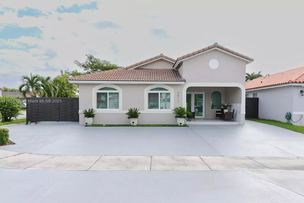 Miami, FL 33185,3813 SW 149th place