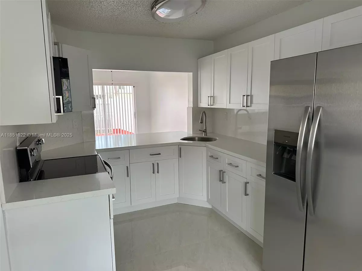 Miami, FL 33182,12422 NW 7th Ln