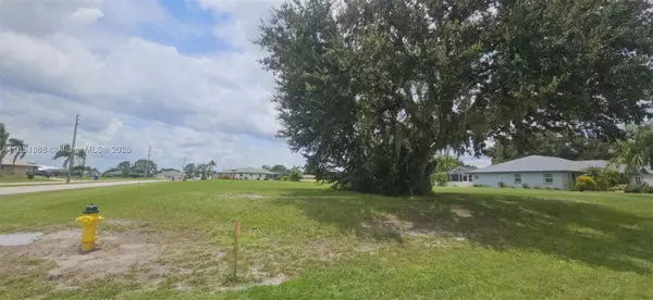 Sebring, FL 33876,6816 Parkwood