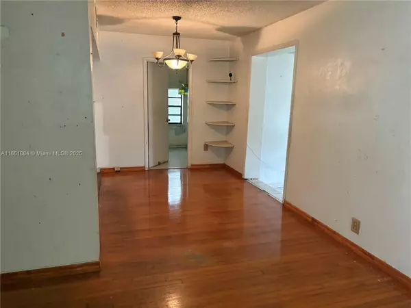 Miami, FL 33155,7850 SW 16th St