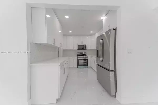 Miramar, FL 33023,7721 Indigo St