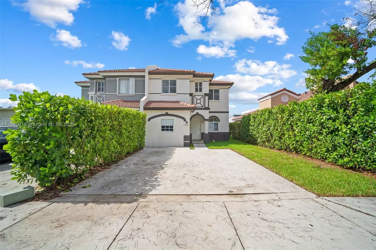 Homestead, FL 33032,13553 SW 262nd St