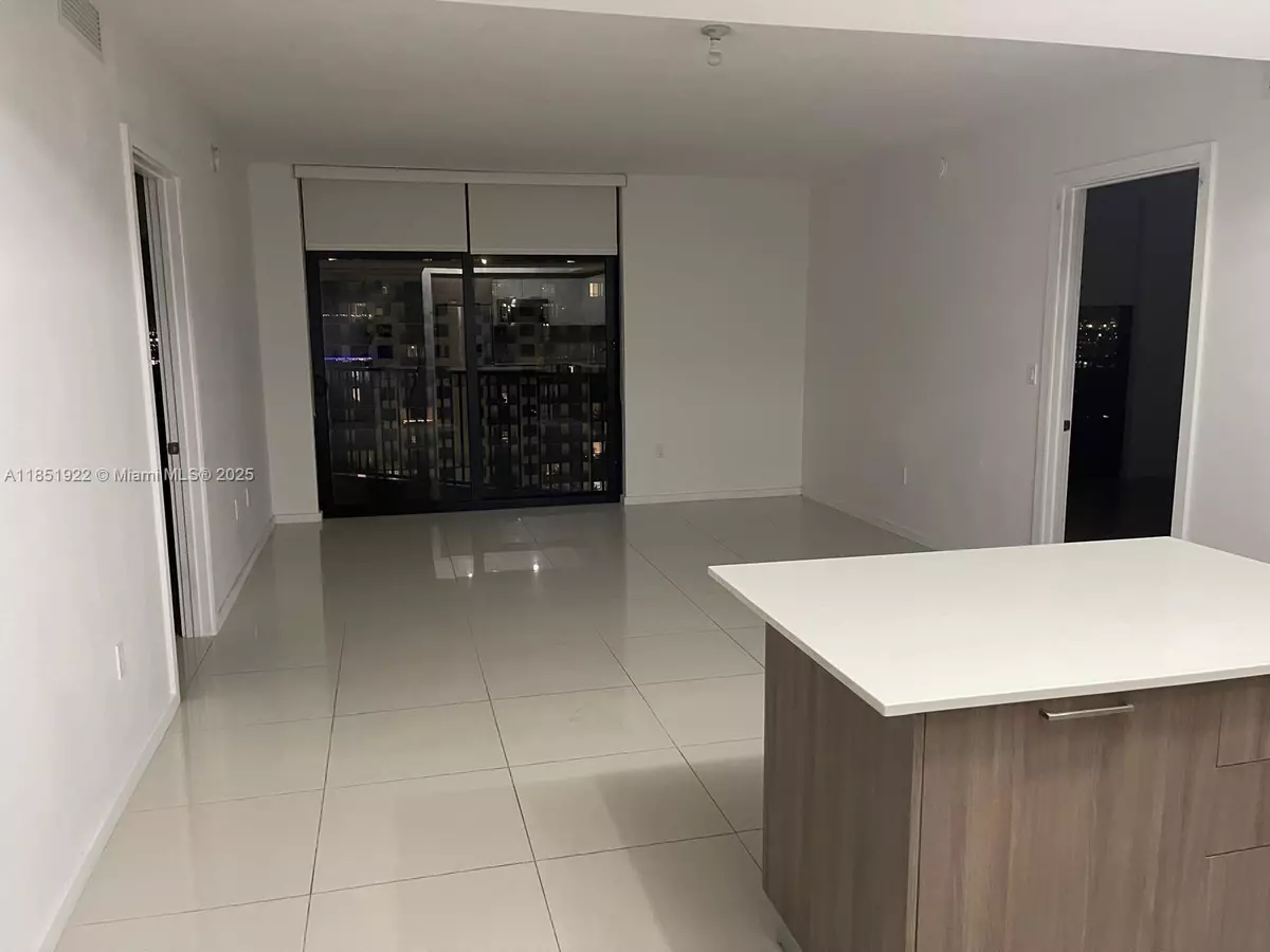Doral, FL 33166,5252 NW 85th Ave #1809