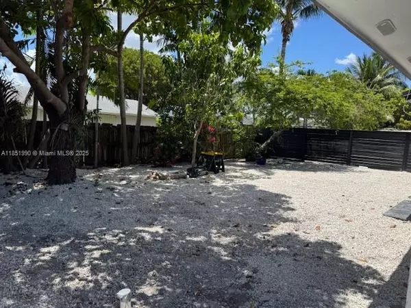 Miami, FL 33175,4610 SW 134th Ave