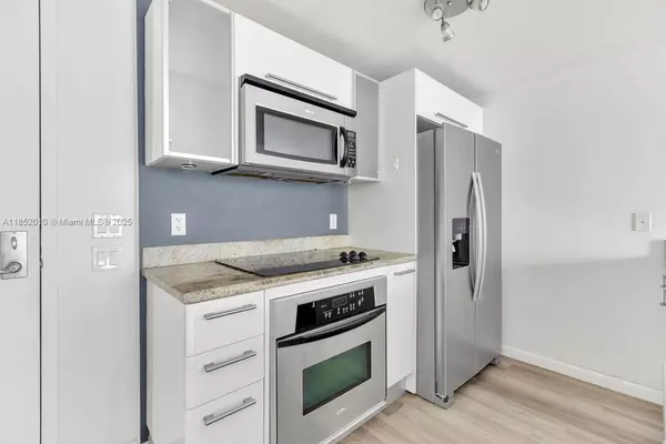 Miami, FL 33130,185 SW 7 ST #1508