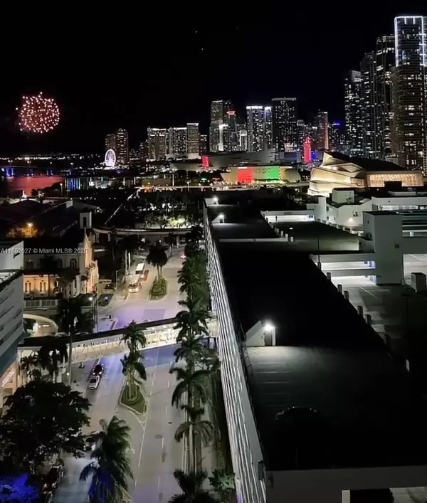 Miami, FL 33132,1750 N Bayshore Dr #2010