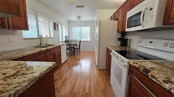 Davie, FL 33324,2120 SW 94th Ter #404