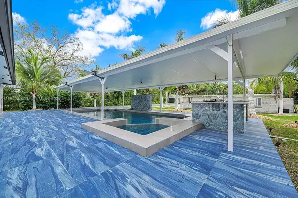 Pinecrest, FL 33156,7830 SW 120th St