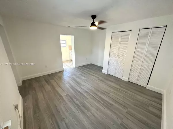 Miami, FL 33126,341 NW 61st Ave #3