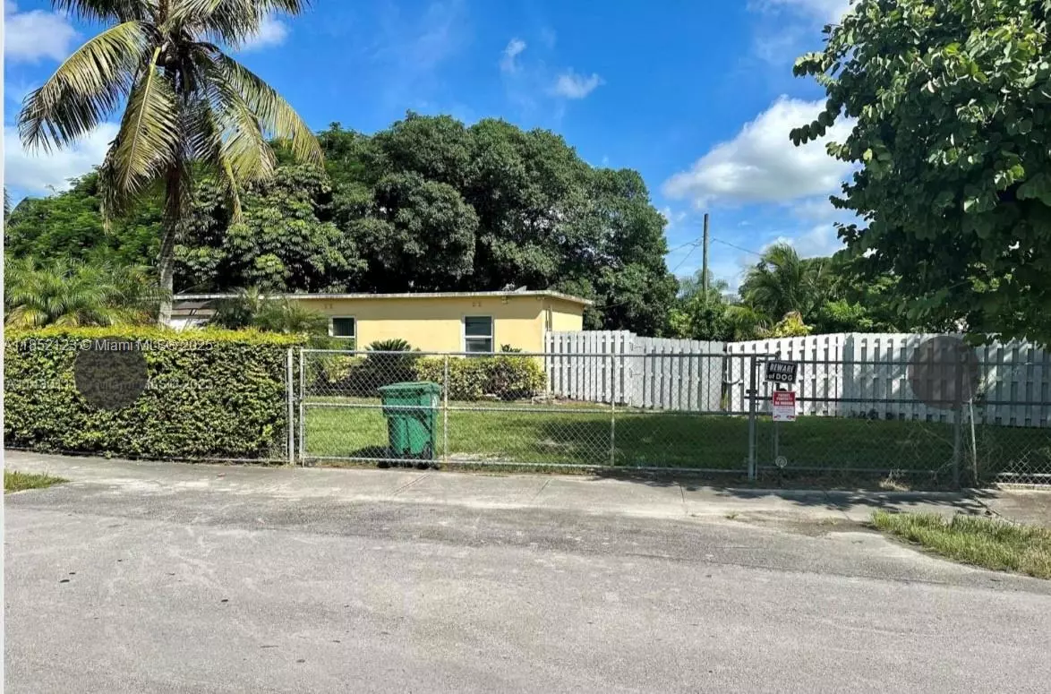 Homestead, FL 33033,15445 Hayes Ln #0