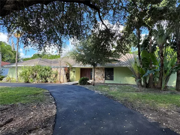 Palmetto Bay, FL 33157,17900 SW 77th Ave