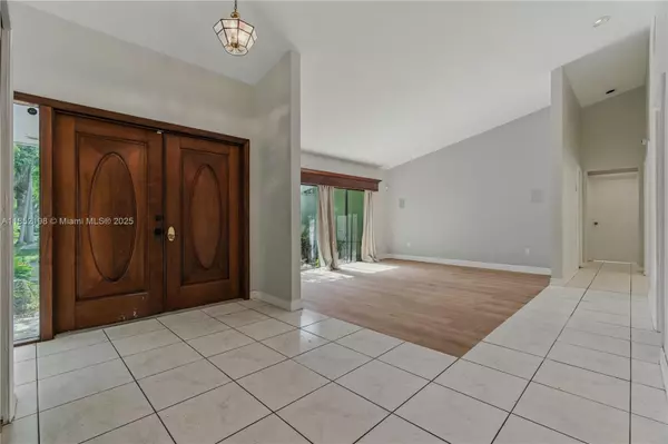 Palmetto Bay, FL 33157,17900 SW 77th Ave