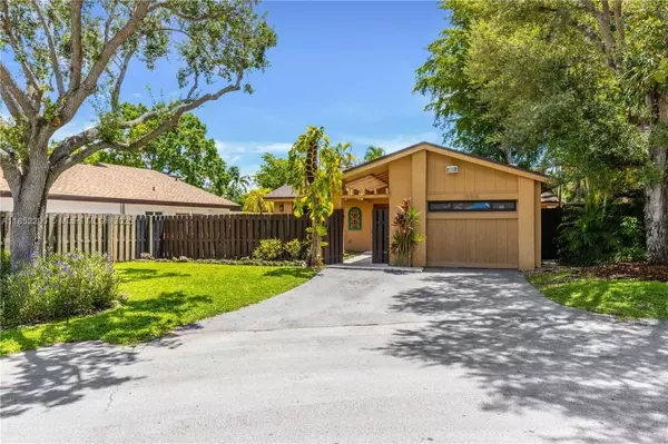 Miami, FL 33186,10915 SW 134th Ct
