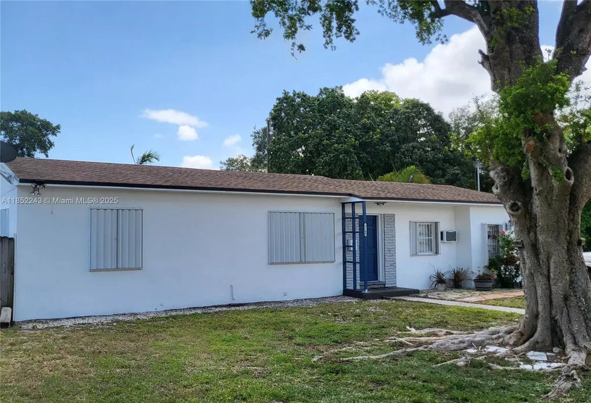 Miami, FL 33143,5740 SW 60th St