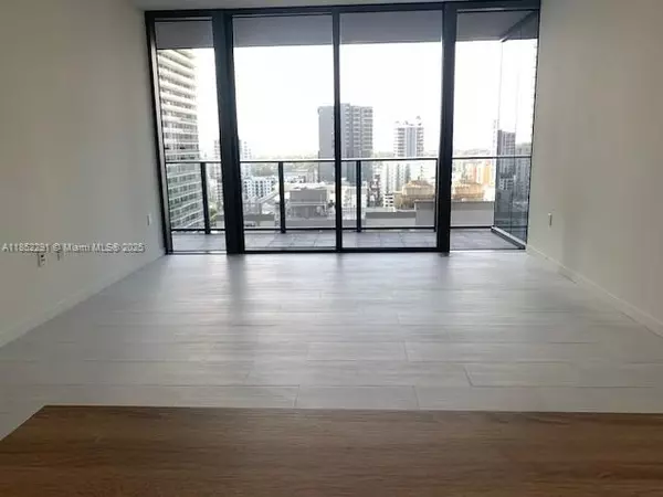 Miami, FL 33131,1000 Brickell Plaza #1904