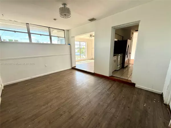 Lake Worth, FL 33461,1426 Hillcrest Dr
