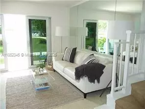 Key Biscayne, FL 33149,881 Ocean Dr #TH32