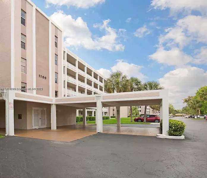 1100 NW 87th Ave #104, Coral Springs, FL 33071