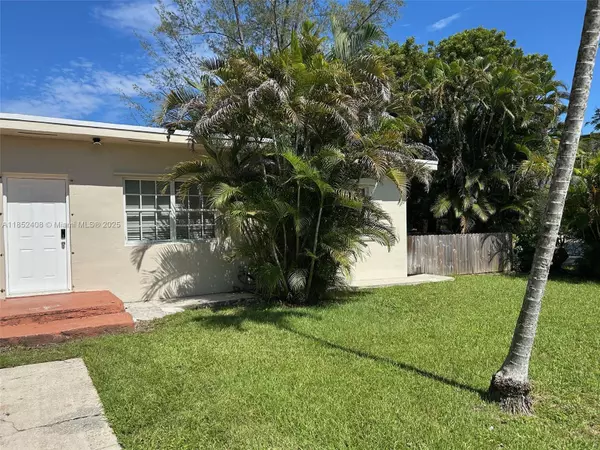 South Miami, FL 33155,5321 SW 67th Ave