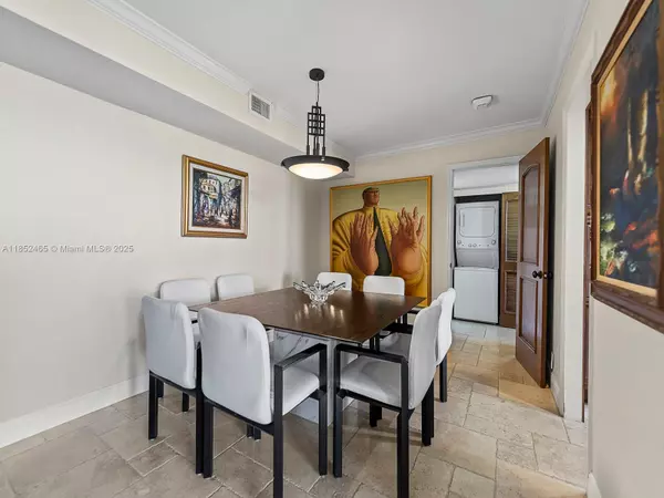 Miami, FL 33138,1000 Quayside Ter #706