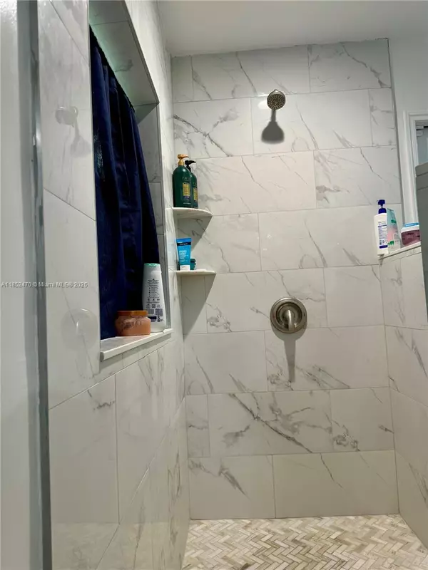 Deerfield Beach, FL 33441,550 SW 11th Dr