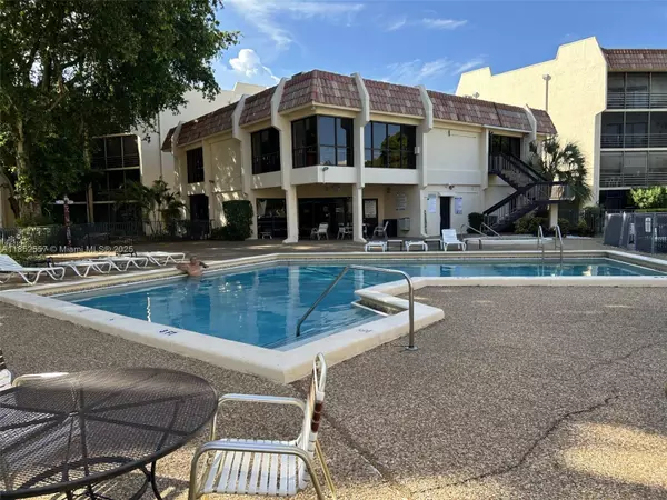 Plantation, FL 33317,6855 W Broward Blvd #300