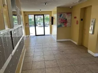 Plantation, FL 33317,6855 W Broward Blvd #300