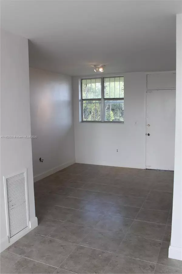 North Miami, FL 33161,1475 NE 125th Ter #509H