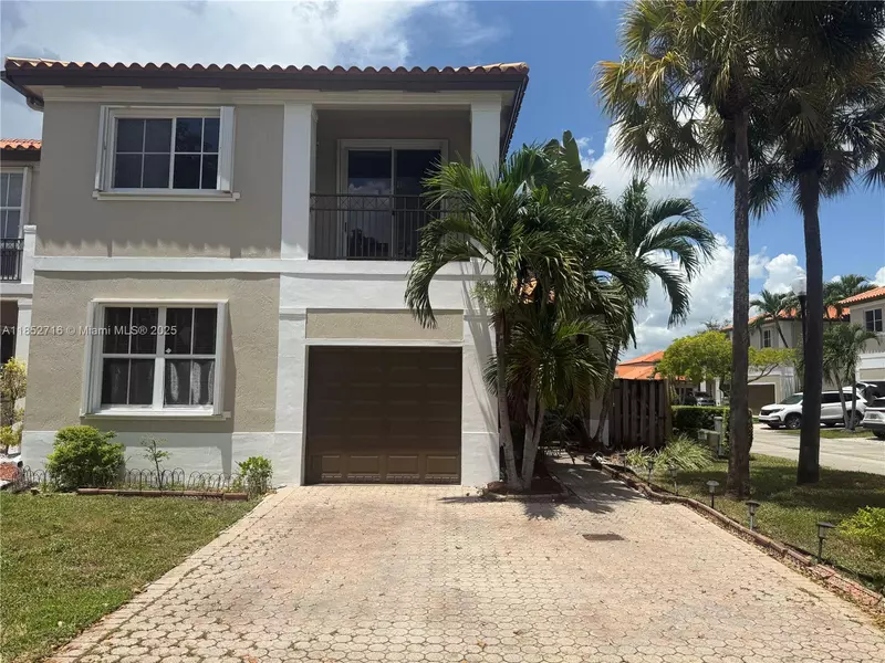 14262 NW 83rd Ct, Miami Lakes, FL 33016