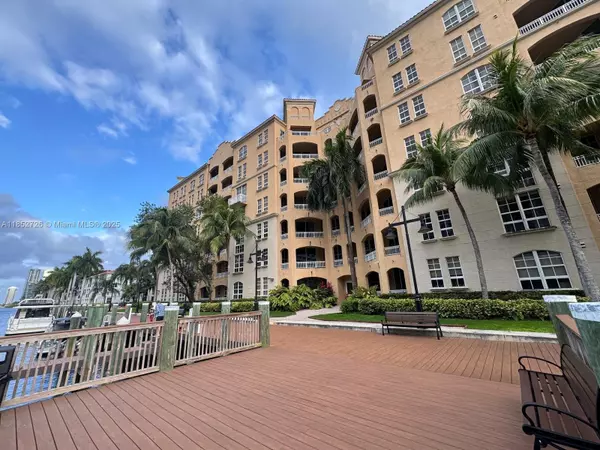 Aventura, FL 33180,3001 NE 185th St #225
