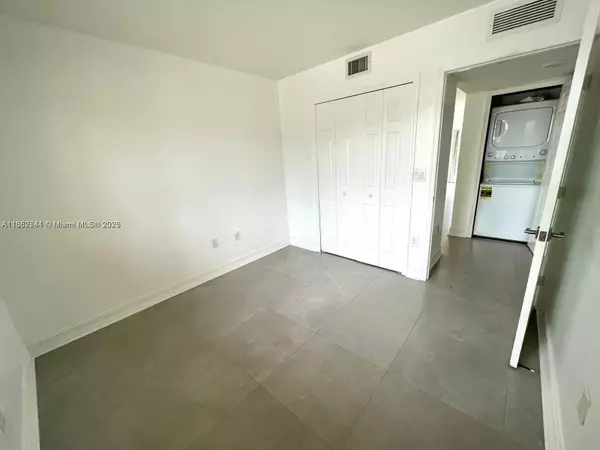 Homestead, FL 33035,2721 SE 12th Pl #101