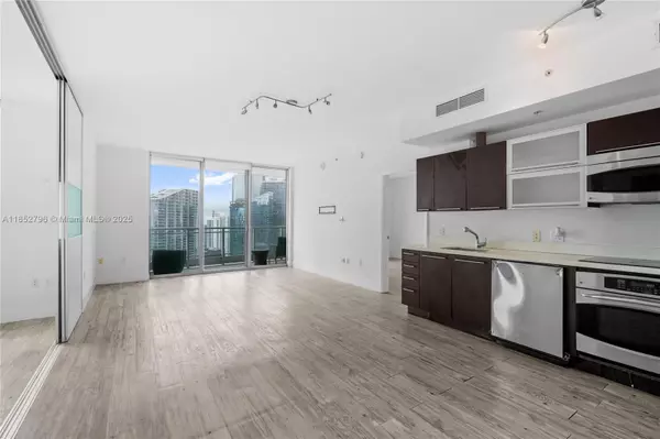 Miami, FL 33130,90 SW 3rd St #4203