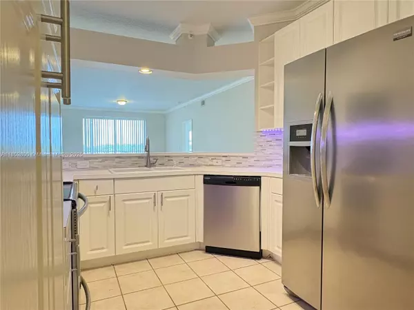 10730 NW 66th St #410, Doral, FL 33178