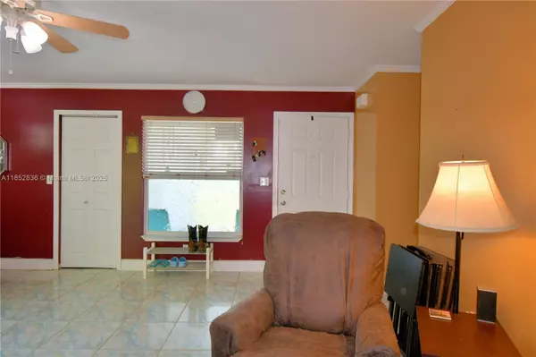Other, FL 34759,429 Spike Court