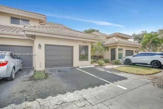 16312 Malibu Dr, Weston, FL 33326