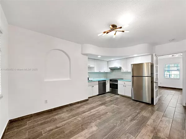 Miami Beach, FL 33139,901 Euclid Ave #7