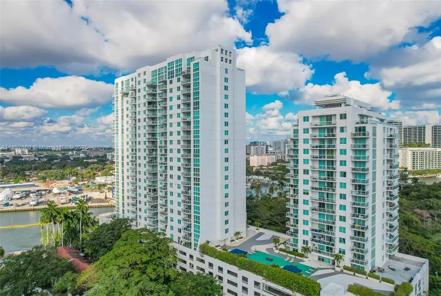 1861 NW North River Dr #1806, Miami, FL 33125