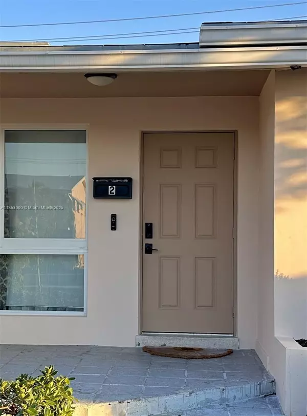 Fort Lauderdale, FL 33308,2130 NE 56th St #1 + 2
